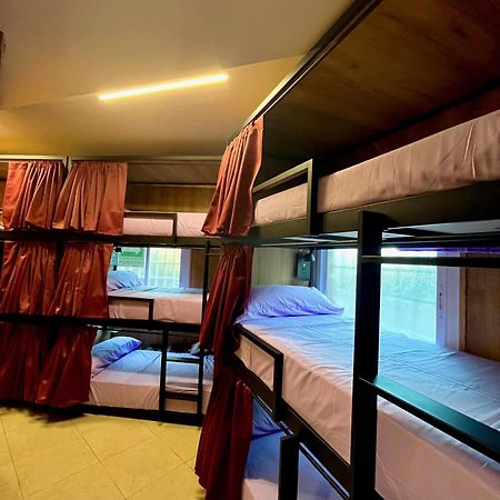 Hostel Vida Verde Мадрид Екстериор снимка