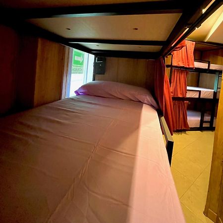 Hostel Vida Verde Мадрид Екстериор снимка