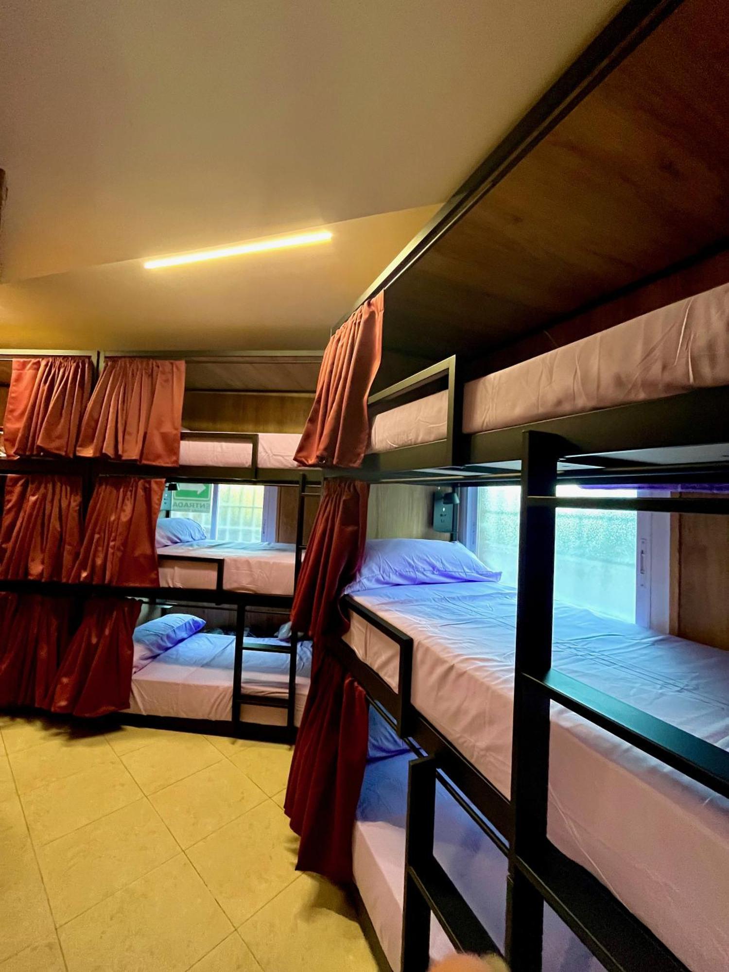 Hostel Vida Verde Мадрид Екстериор снимка